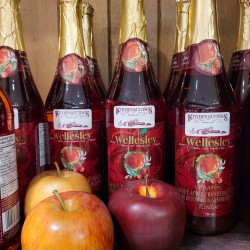 Sparkling Sweet Apple Cranberry Cider 750 ml