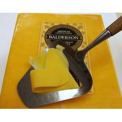 Fresh Cut Balderson Medium Cheddar Cheese